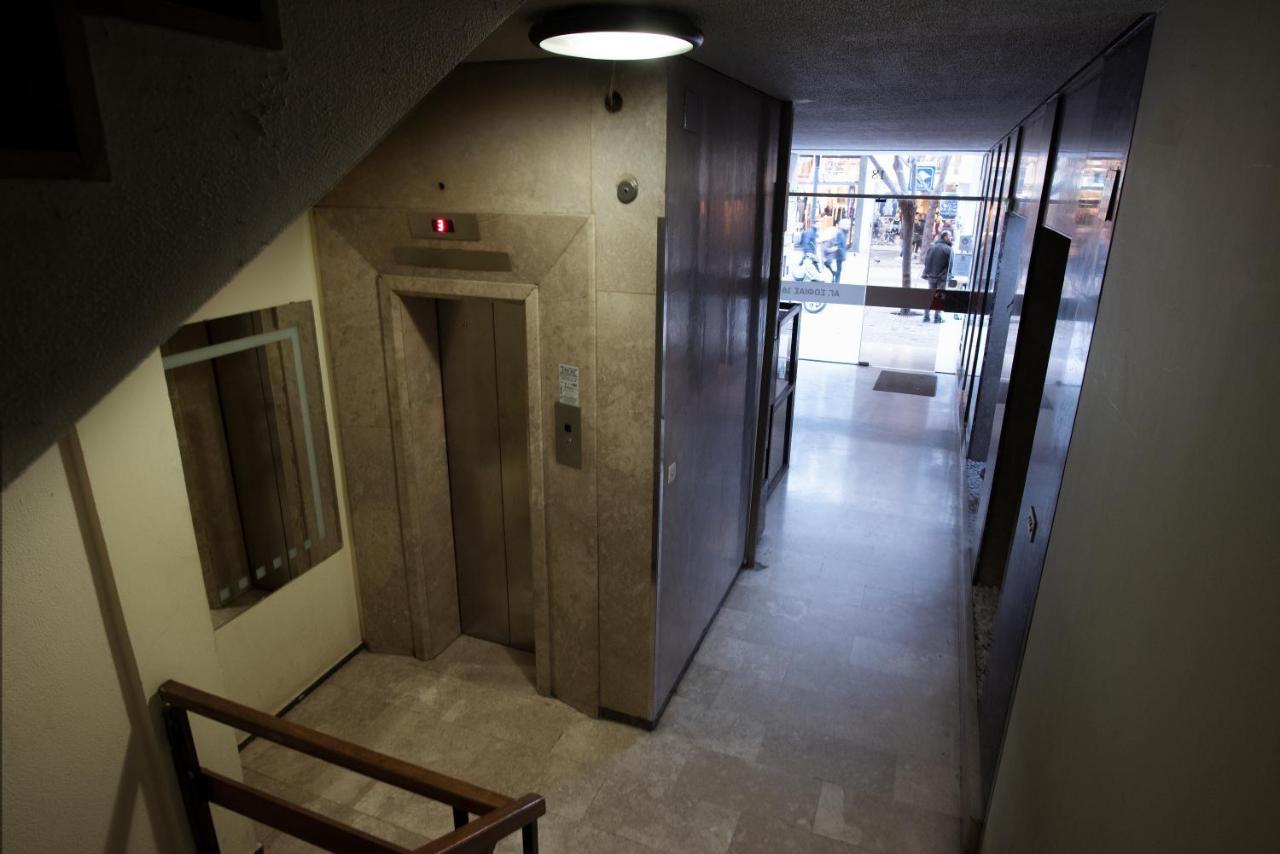 Appartement Ag.Sofias Pedestrian Area Luxury Ap. & Big Balcony à Thessalonique Extérieur photo